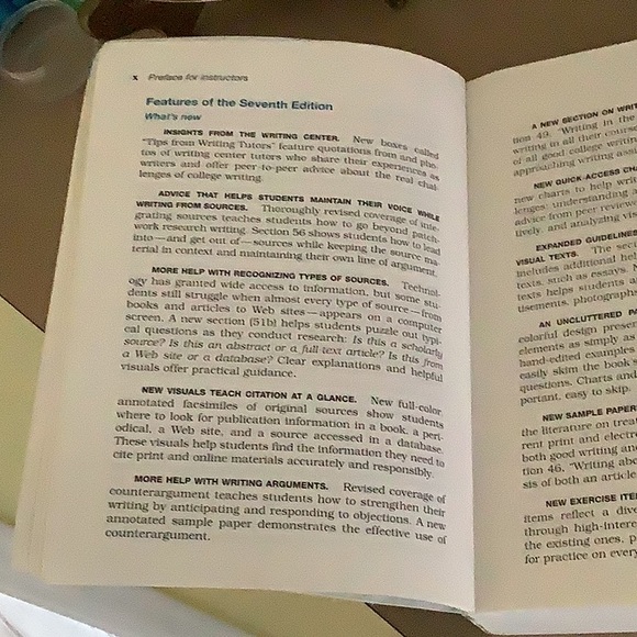 The Bedford handbook seventh edition by Diana Hacker. In very good condi… - Picture 6 of 7